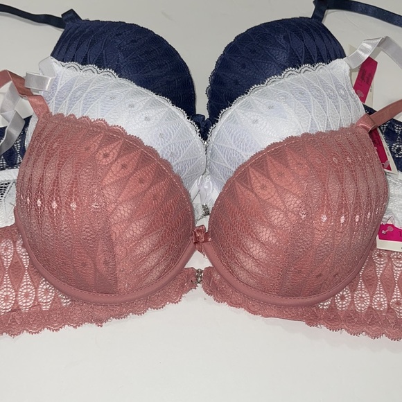 Bundle 3 pieces Lace Push Up Gentle Bra 3 Hooks.  Brand Ilys Lumie. NWT. - Picture 9 of 16